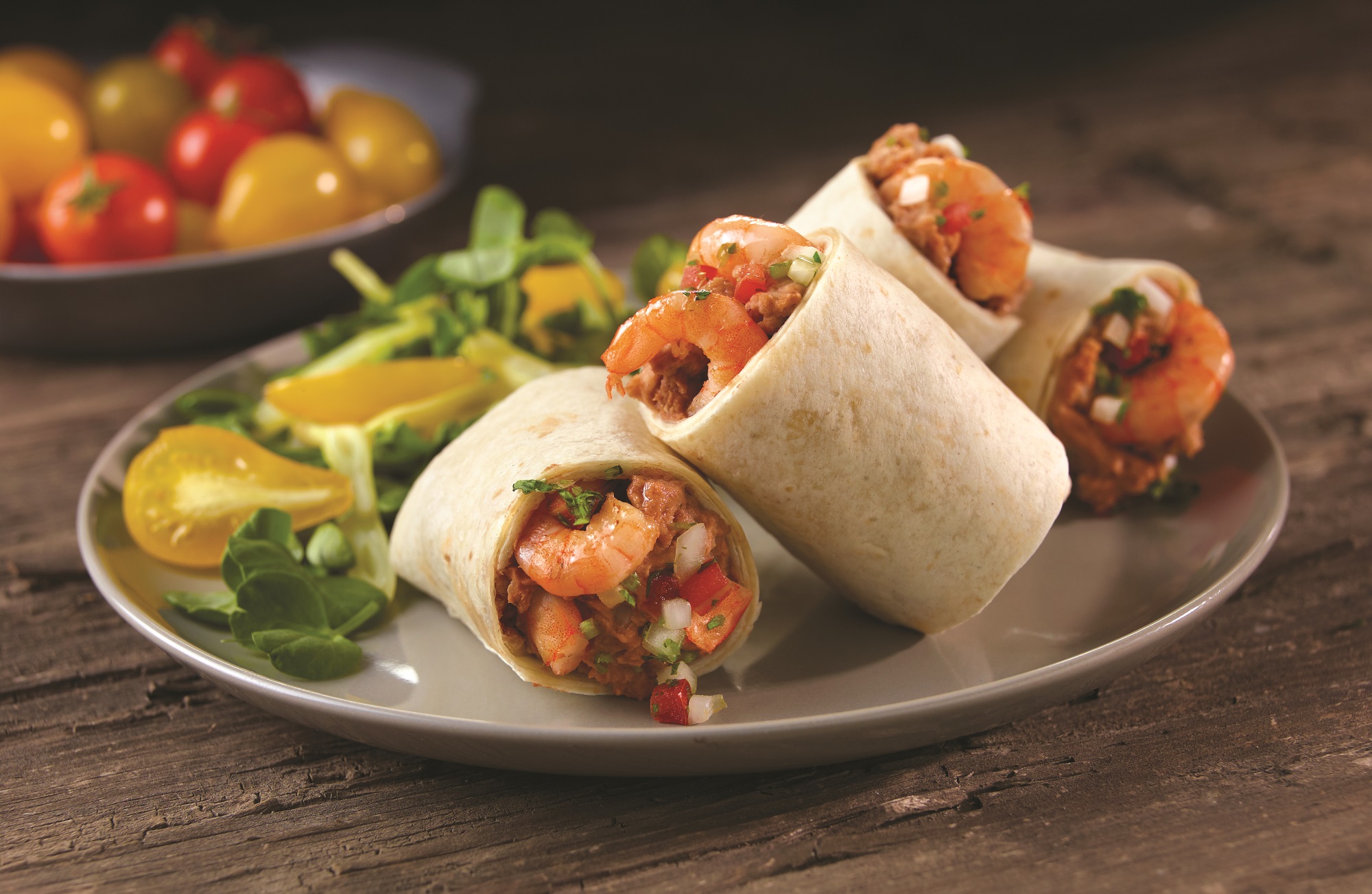 Wrap de Camarones Con Pico De Gallo