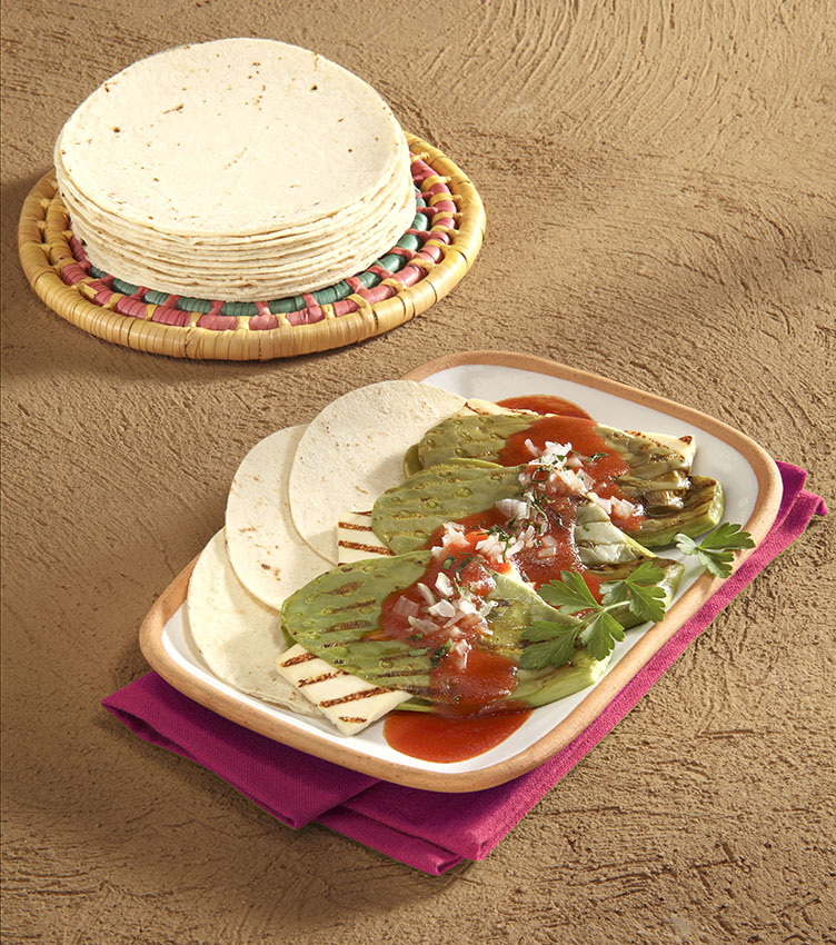 Nopales Rellenos de Queso Panela