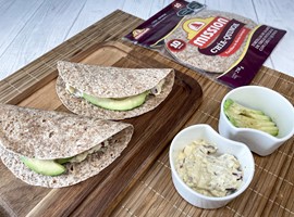 Tacos con Mix de huevo y aguacate